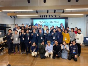 2022年12月 TORYUMON fng イベントでの記念撮影